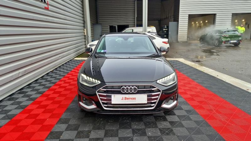 Audi A4 35 tfsi 150 s tronic 7line business