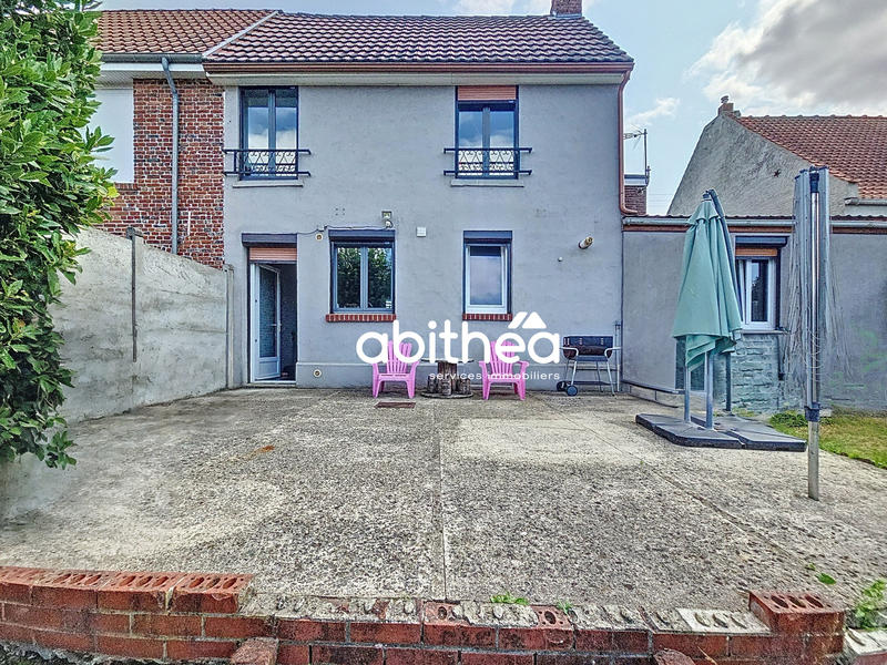 Maison - 125 m² - 4 pièces