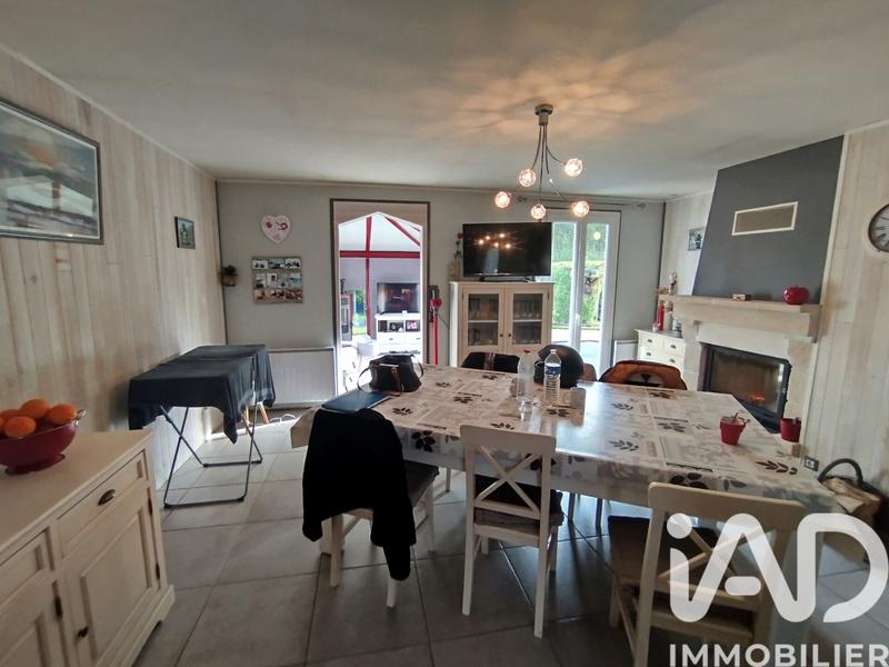 Maison - 80 m² - 5 pièces