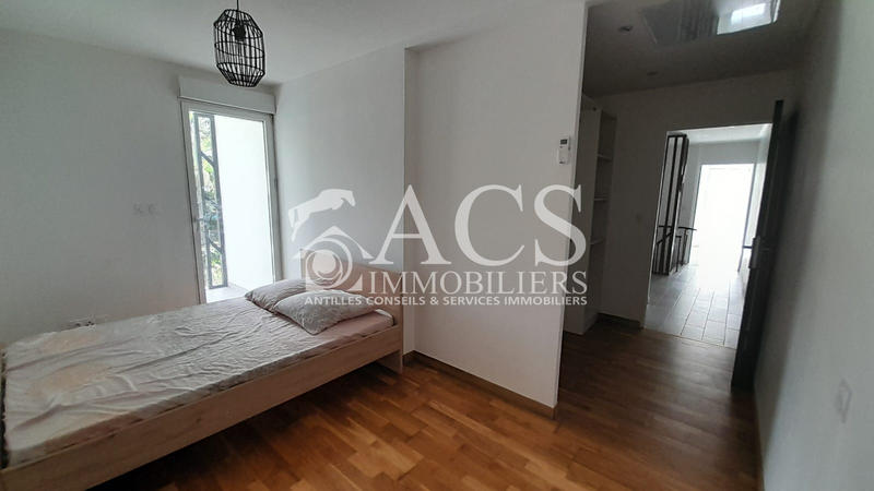 Maison - 111 m² - 4 pièces