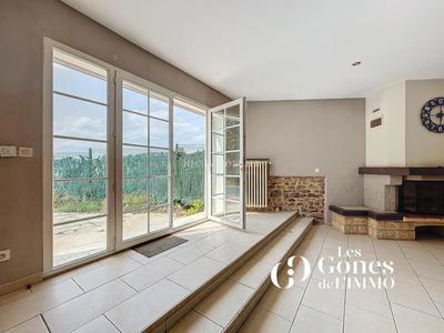 Maison ancienne - 385 m² - 10 pièces