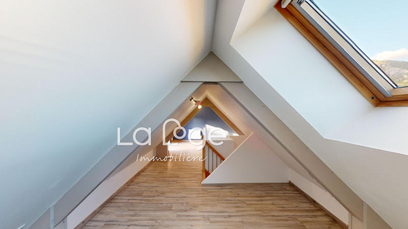 Maison de village - 105 m² - 5 pièces