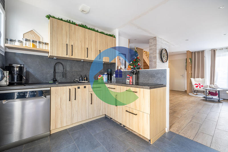 Maison - 78 m² - 5 pièces