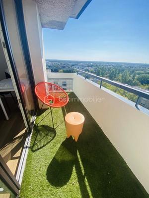 Appartement - 76 m² - 7 pièces