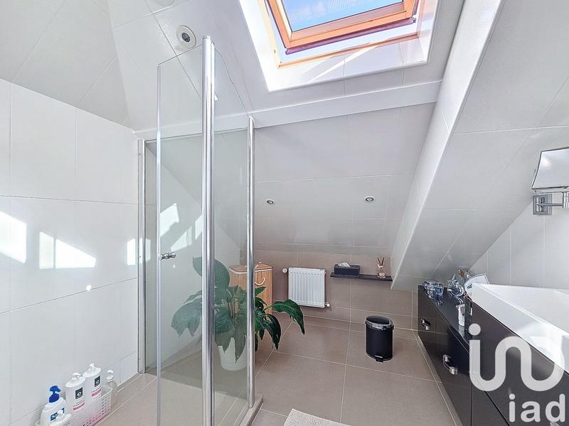 Maison - 170 m² - 7 pièces