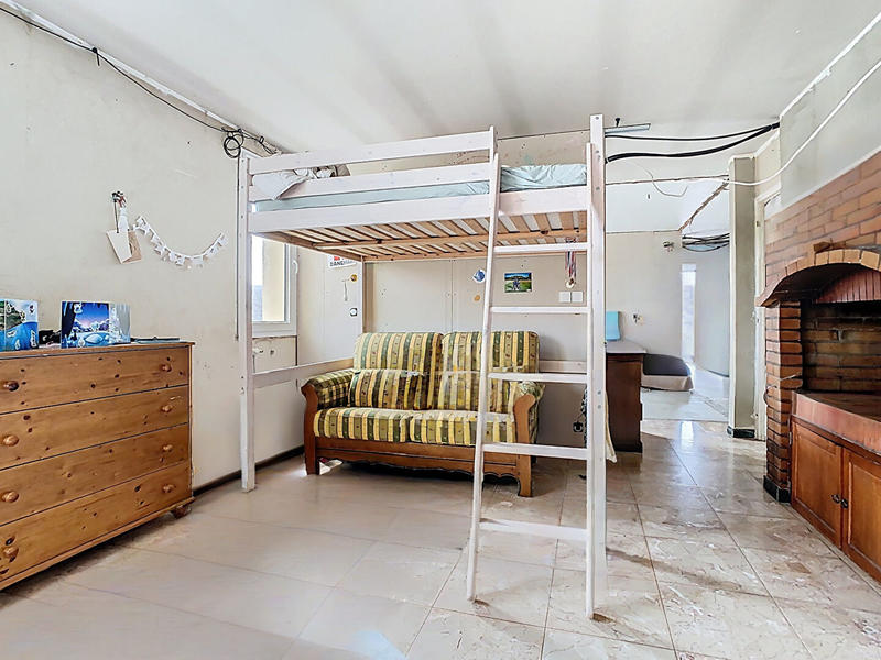 Maison - 280 m² - 11 pièces