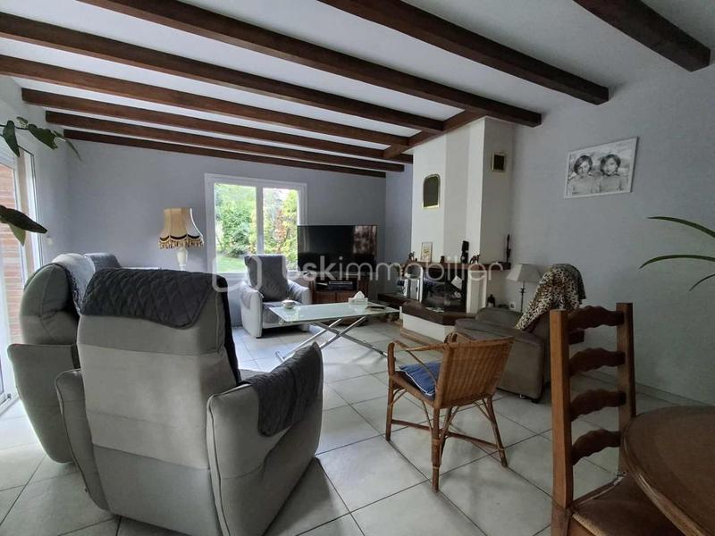 Maison - 163 m² - 6 pièces