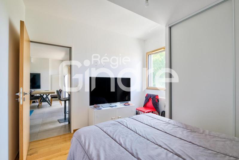 Appartement - 79 m² - 4 pièces