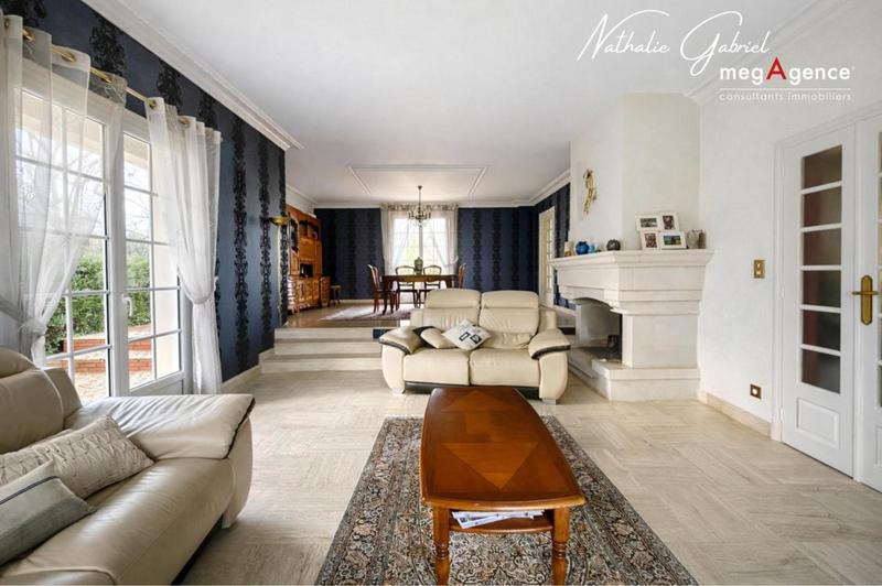 Maison - 175 m² - 8 pièces