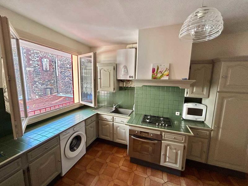 Appartement - 96 m² - 3 pièces