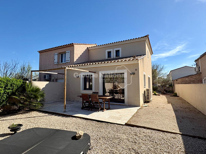 Villa - 90 m² - 4 pièces