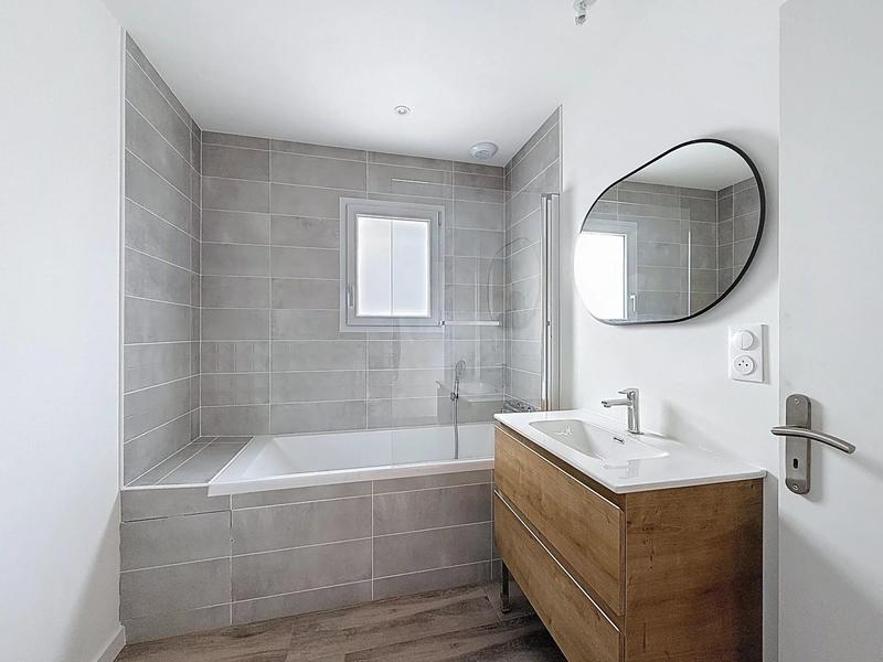 Maison - 144 m² - 6 pièces