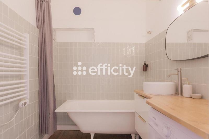 Appartement - 84 m² - 4 pièces