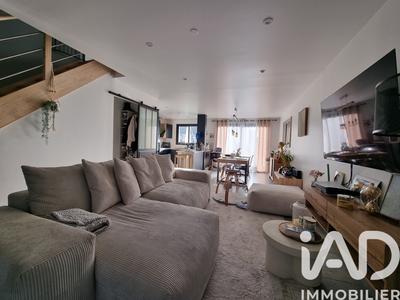 Maison - 92 m² - 4 pièces