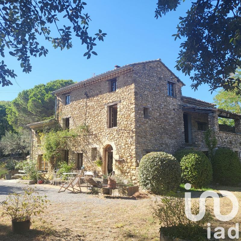 Maison - 271 m² - 8 pièces