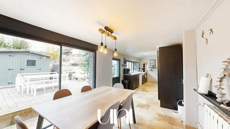 Maison - 155 m² - 5 pièces