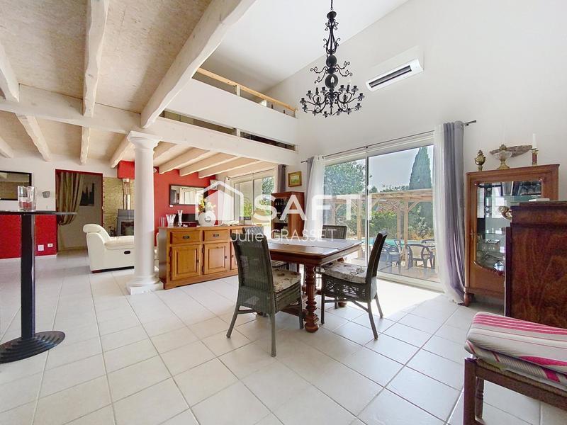 Maison - 161 m² - 6 pièces