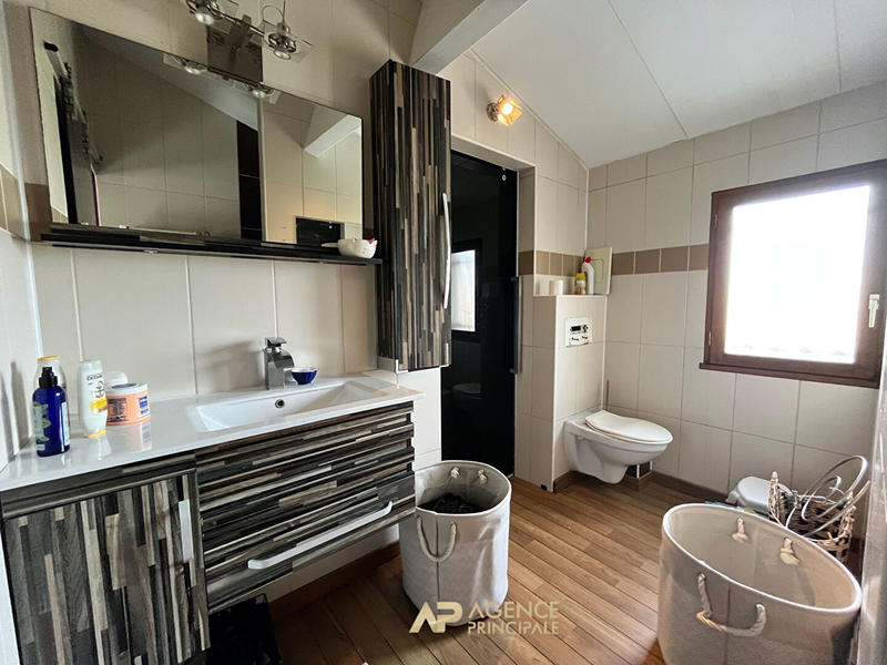 Maison - 148 m² - 5 pièces