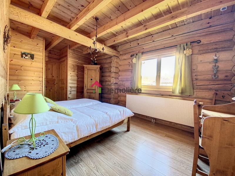 Châlet - 360 m² - 10 pièces