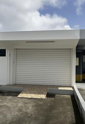 Local commercial - 104 m²