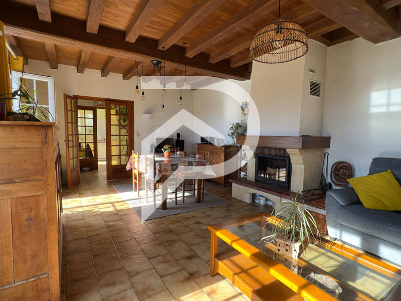 Maison - 160 m² - 6 pièces