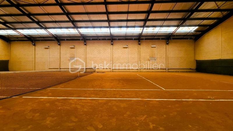 Parking / Garage - 620 m²