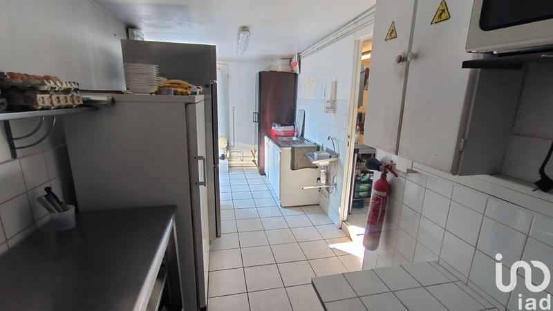 Local commercial - 111 m²