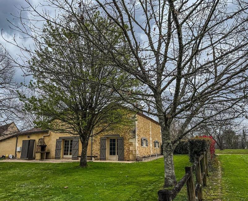 Maison - 430 m² - 17 pièces