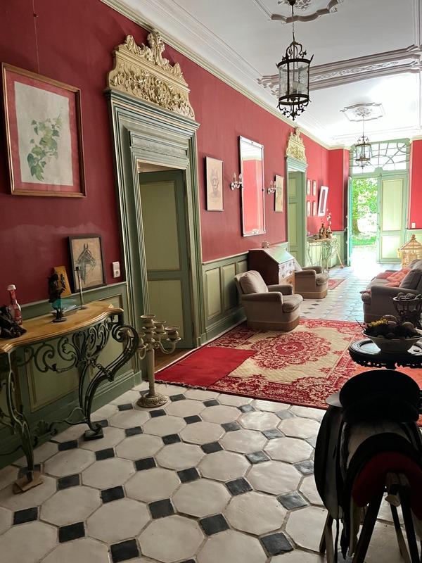 Propriété - 600 m² - 13 pièces