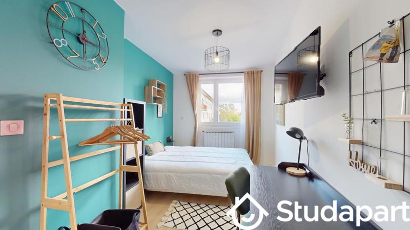 Chambre - 9 m² - 1 pièce