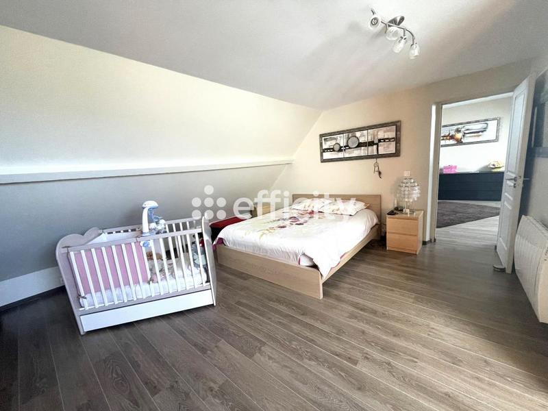 Maison - 195 m² - 5 pièces