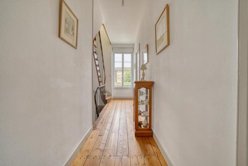 Maison - 190 m² - 6 pièces