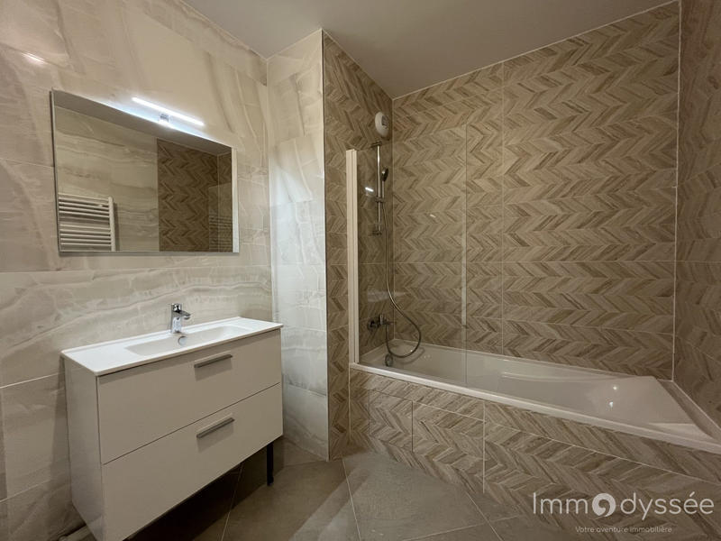 Appartement - 87 m² - 4 pièces