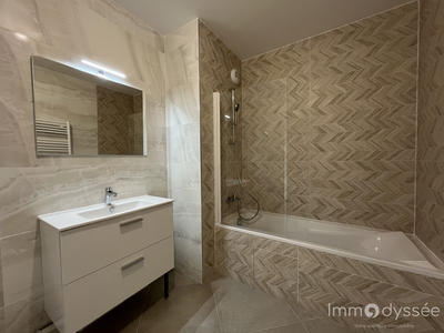 Appartement - 87 m² - 4 pièces