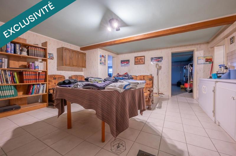 Maison - 315 m² - 11 pièces