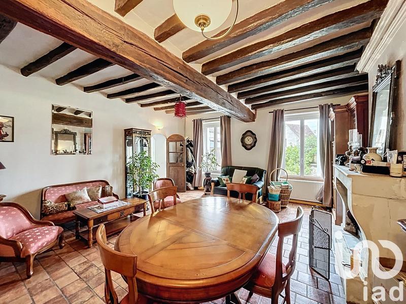 Maison - 122 m² - 8 pièces