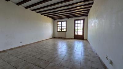 Maison - 92 m² - 5 pièces
