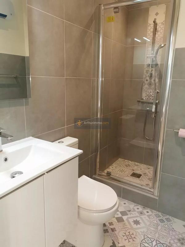 Immeuble - 165 m² - 7 pièces