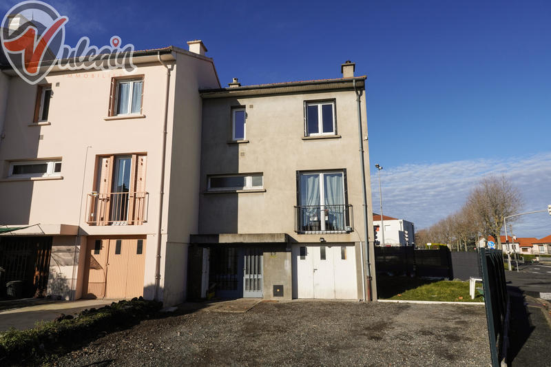 Maison - 72 m² - 4 pièces