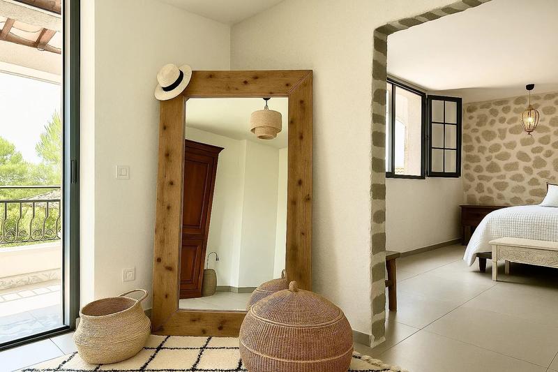 Maison - 190 m² - 8 pièces