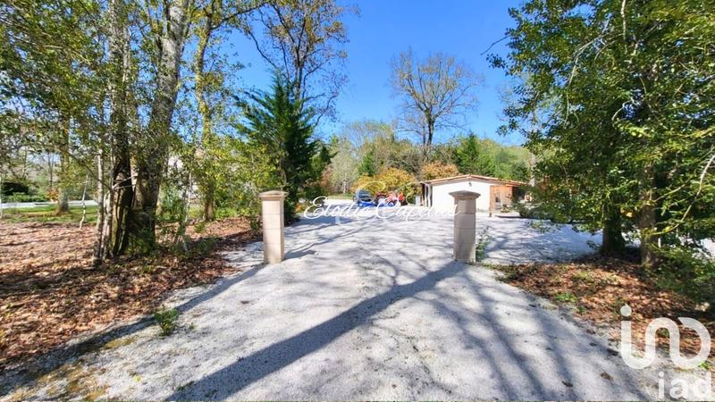 Maison - 210 m² - 7 pièces