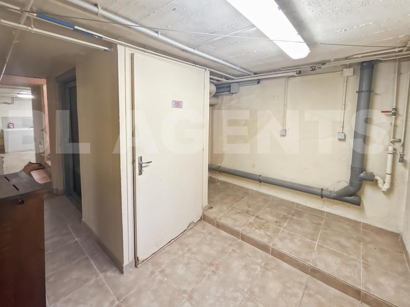 Maison de ville - 263 m² - 9 pièces