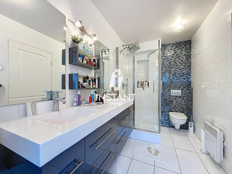 Appartement - 157 m² - 5 pièces