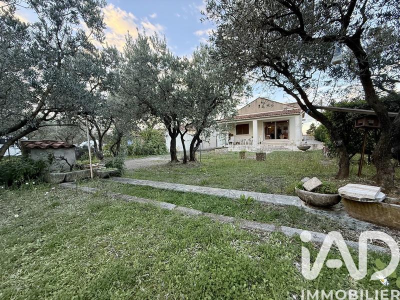 Maison - 96 m² - 3 pièces