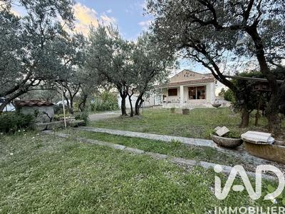 Maison - 96 m² - 3 pièces