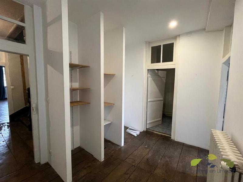 Maison - 222 m² - 7 pièces