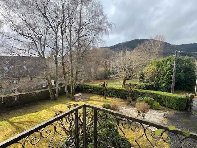 Maison - 144 m² - 6 pièces