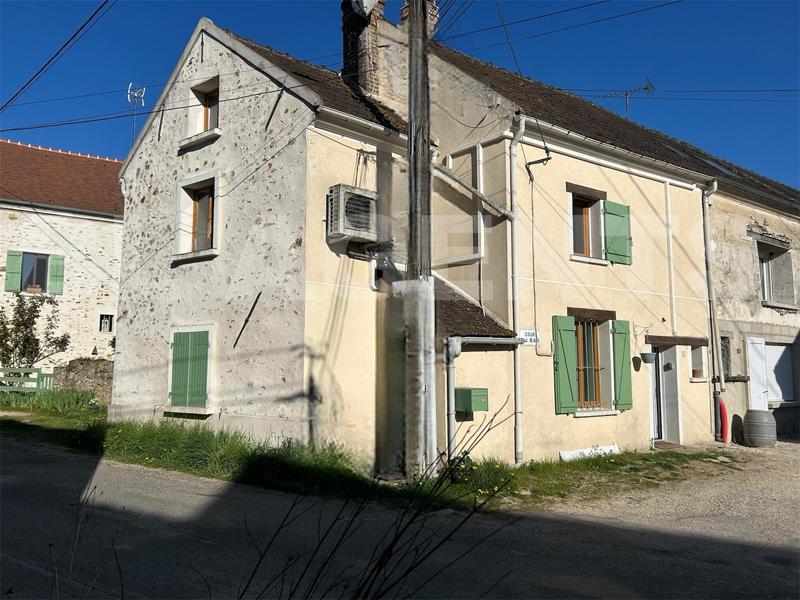 Maison - 85 m² - 5 pièces