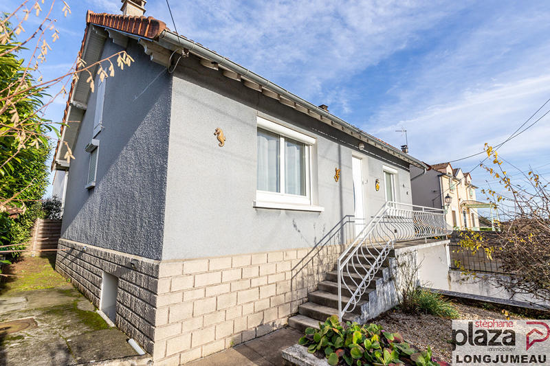 Maison - 80 m² - 4 pièces