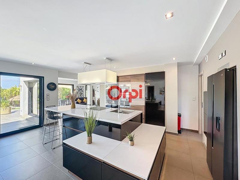 Villa - 169 m² - 5 pièces